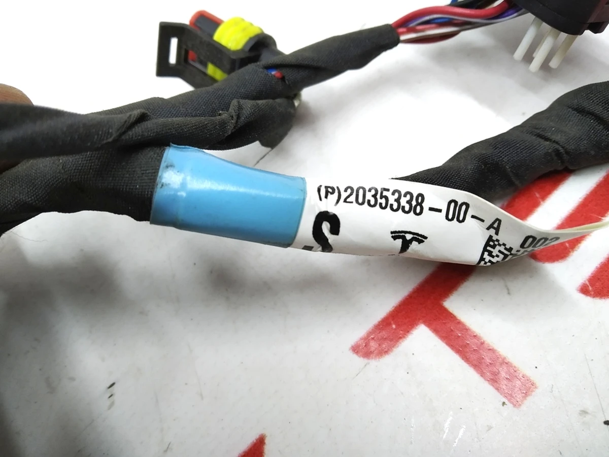 2 Электропроводка бокса переднего багажника (ванны) Tesla model S REST 2035338-00-A