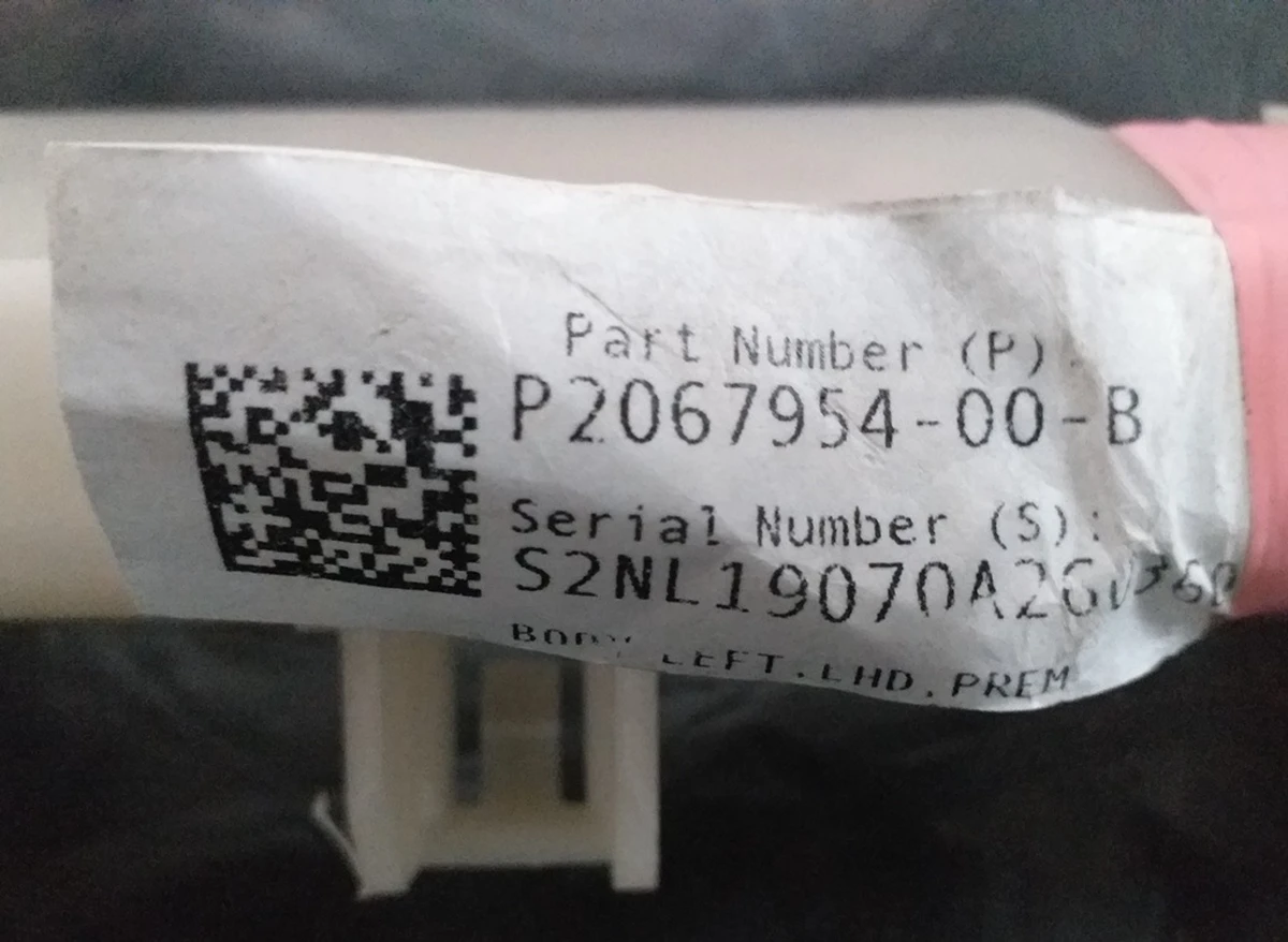 1 Электропроводка салона левая Premium Tesla model 3 2067954-00-C
