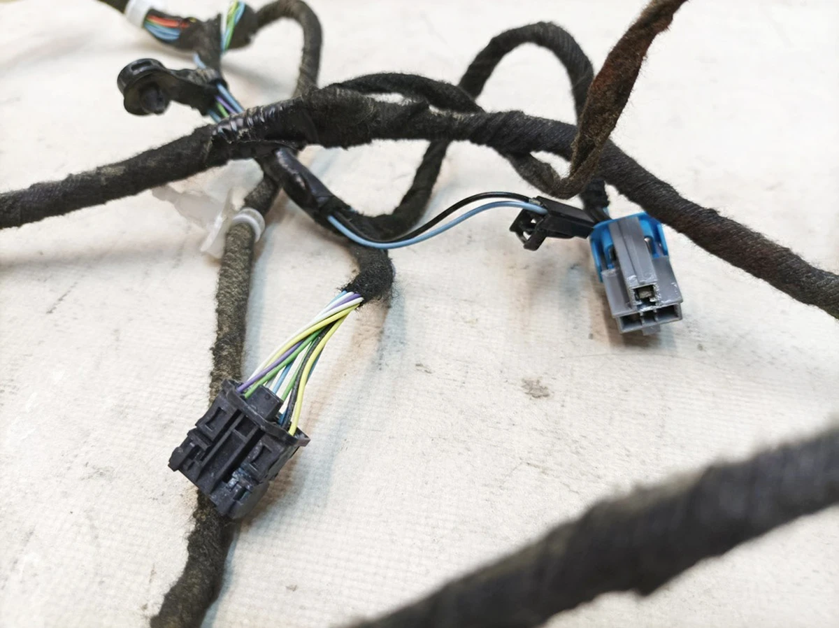 Электропроводка центральной консоли PREMIUM (окисленные контакты) Tesla model 3  model Y 2067956-02-B