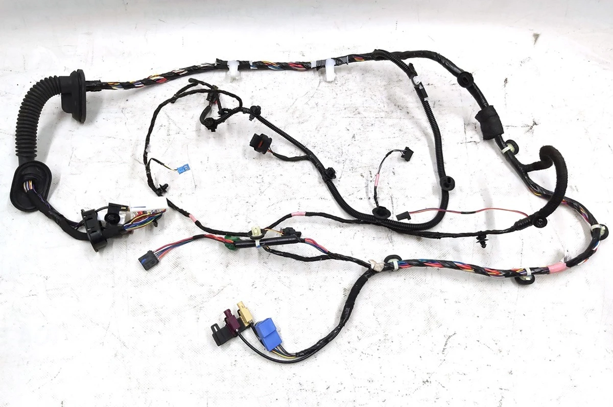 1 Электропроводка двери передней левой PREMIUM Tesla model 3 2067957-00-A