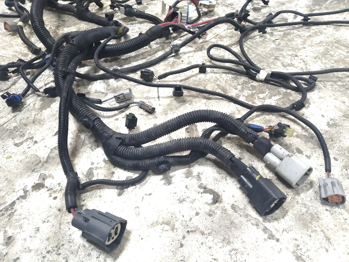 1 ASY,HRN,MDLX,LHD,MAIN FRONT with damage Tesla model X 2072447-00-A