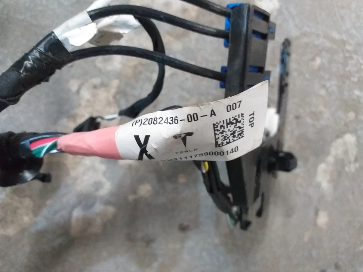 1 Електропроводка інструментальної панелі PREM (торпедо) Tesla Model X 2082436-00-A