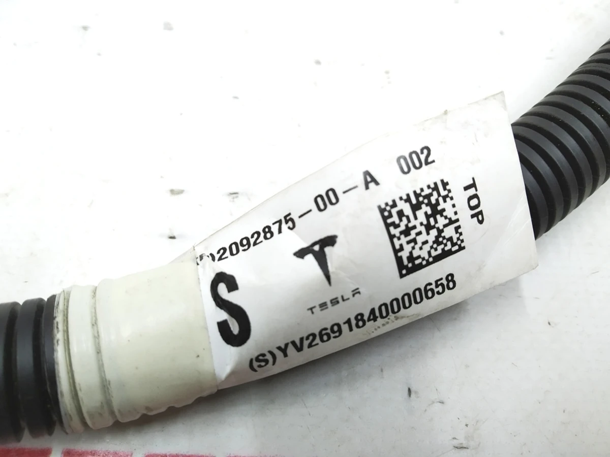 13 Fuse box/battery cable Tesla model S, model S REST 2092875-00-A