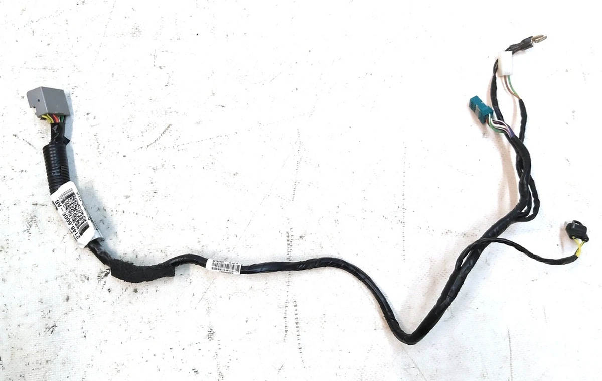 Электропроводка зеркала наружного правого Tesla model S, model S REST 1041318-00