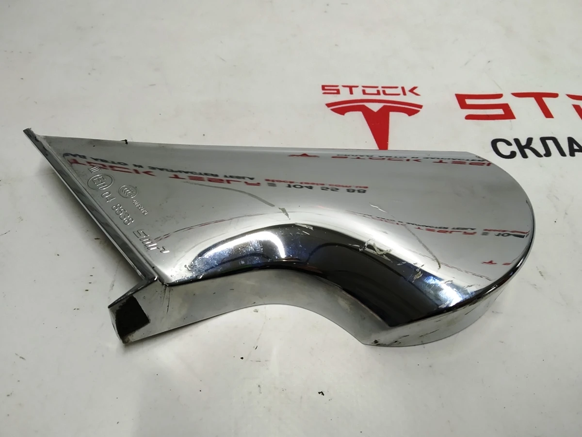 Left lower exterior mirror bracket trim 2177.3003 CHROME Tesla Model X 1035180-00-I