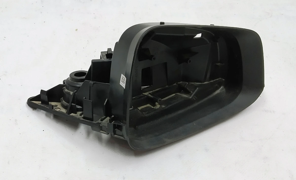 2 Корпус зеркала наружного правого Tesla Model X 1035181-00-J