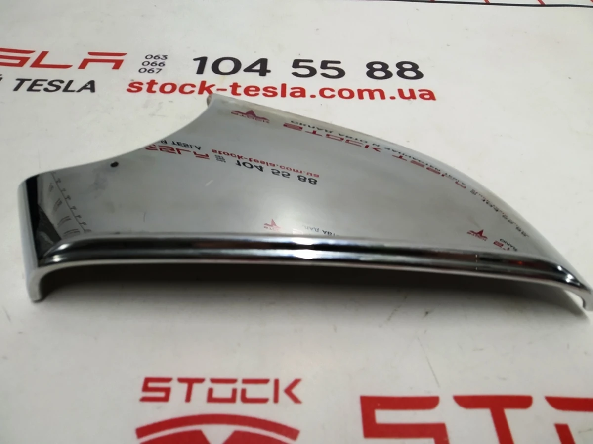 1 Накладка зеркала наружного левого нижняя 2177.3005 CHROME Tesla Model X 1035180