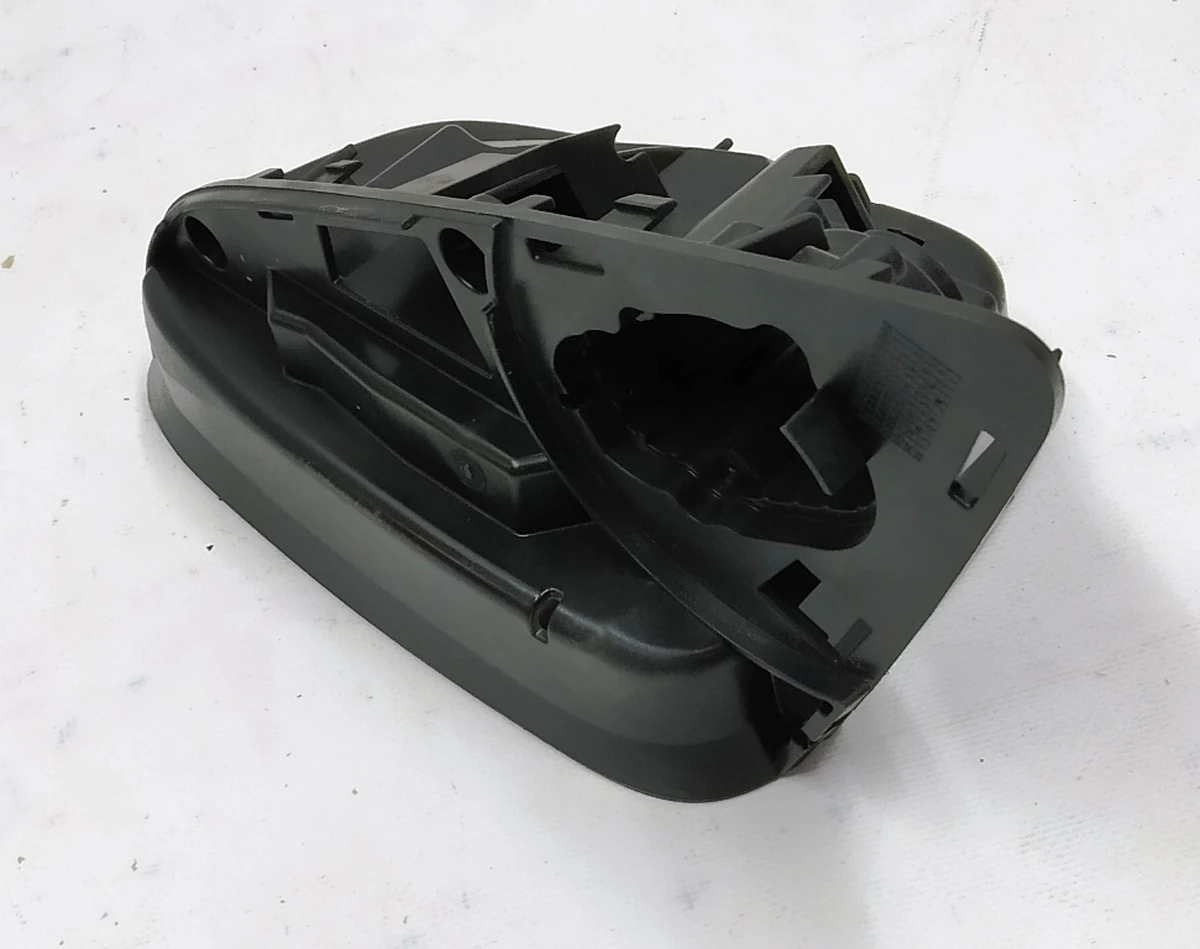2 Корпус зеркала наружного правого Tesla Model X 1035181-00-J