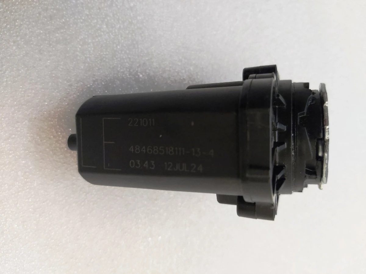 1 Механізм регулювання положення дзеркала зовнішнього лівого Tesla all models 1035180 1041317 1110777 1592031