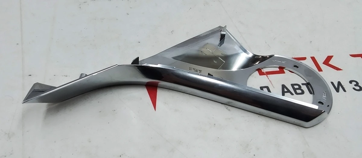 2 Cover of the mirror bracket, outer right upper 2287.3002 CHROME Tesla Model 3 1110778-00, 1592032-00