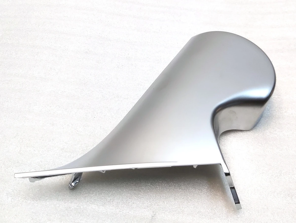 Накладка кронштейна дзеркала зовнішнього лівого нижня 2287.3003 CHROME Tesla Model 3 1110777-00, 1592031-00