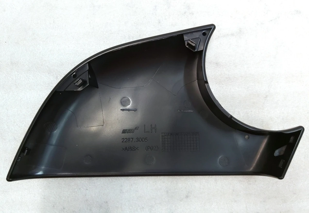 1 Накладка зеркала наружного левого нижняя 2287.3005 BLACK Tesla model 3 1110777