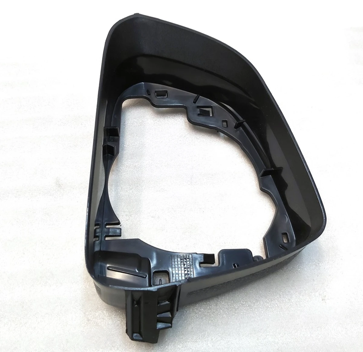 1 Рамка корпусу дзеркала зовнішнього лівого 2287.3025 Tesla Model 3 1110777-00 1592031-00