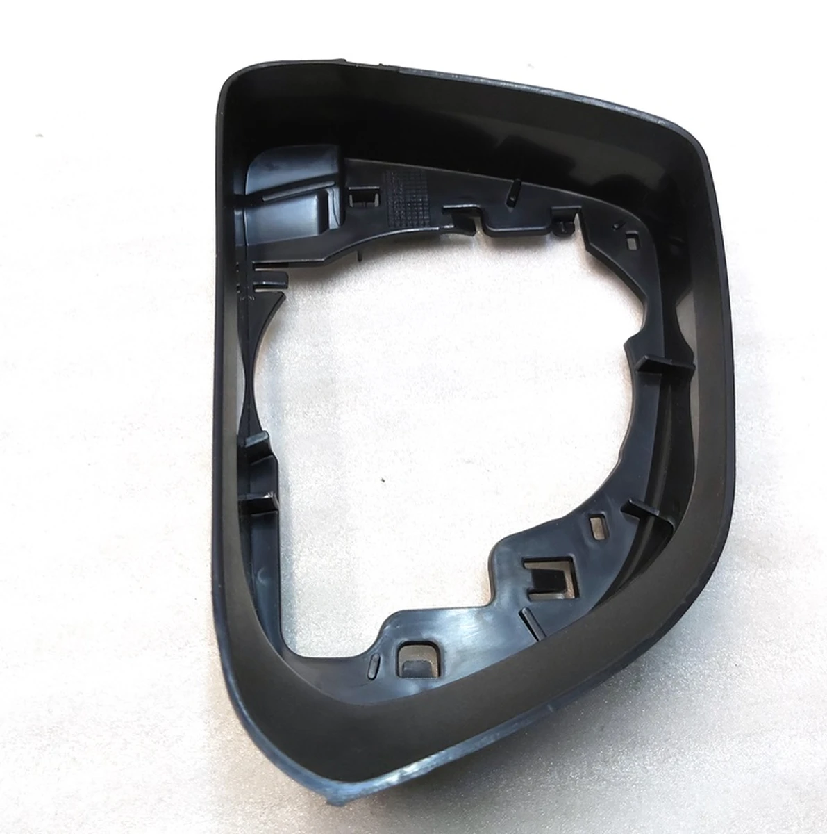 2 Frame of the mirror housing outer right 2287.3026 Tesla Model 3 1110778, 1592032-00-F