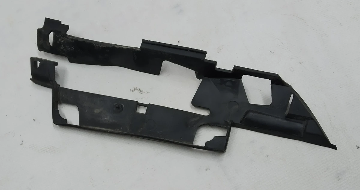 1 Left exterior mirror seal 2287.3027 Tesla Model 3 1110777-00, 1592031-00-F