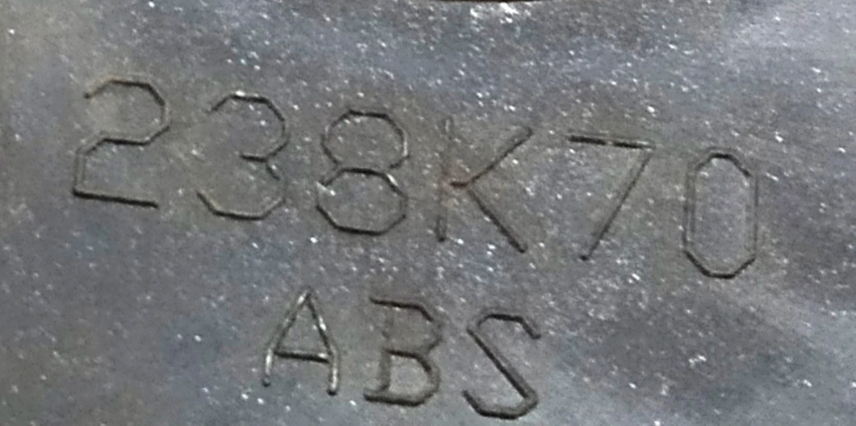 5 Ковпачок центральний колісного диска Forgiato Aggio (з пошкодженням) Tesla model S, model S REST 6005879-01-A