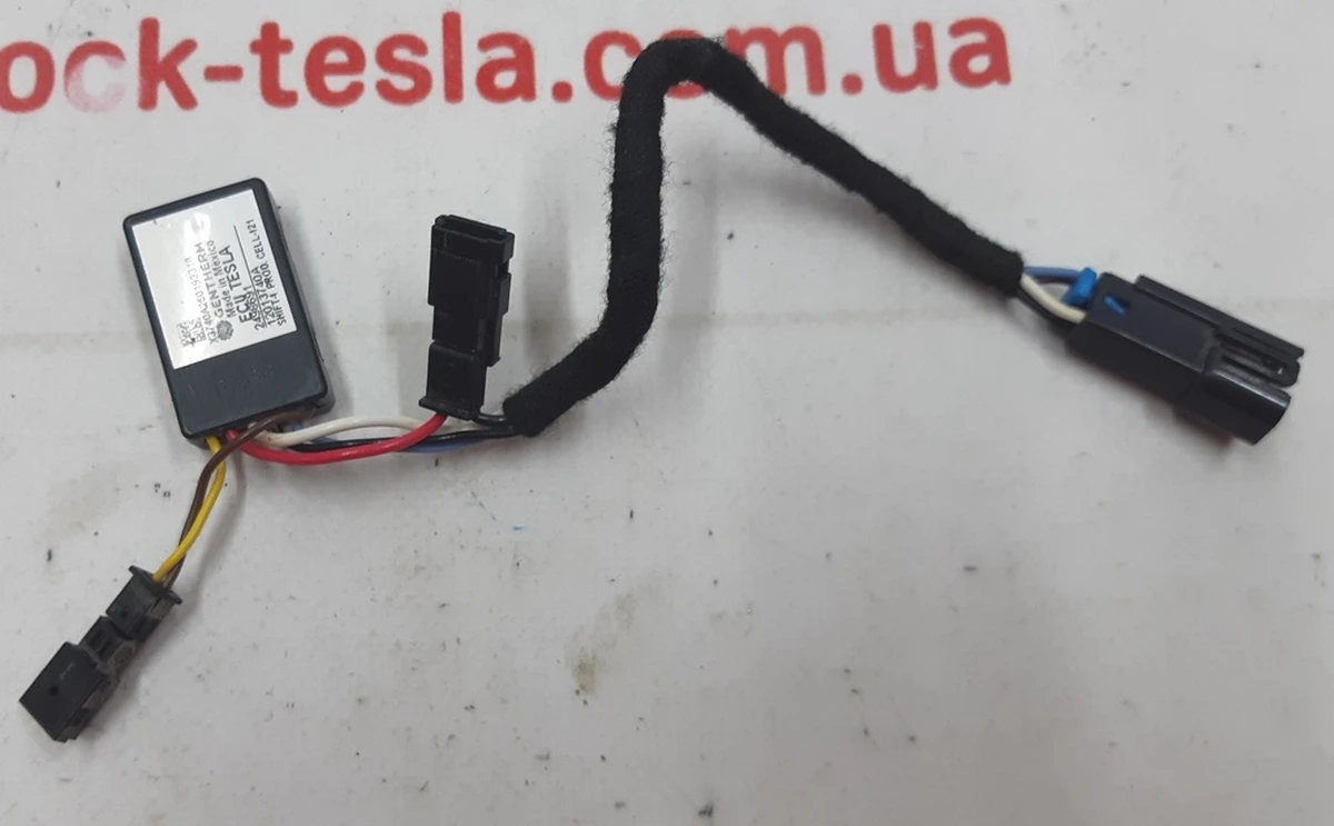 1 Steering Heated Control Module Tesla Model S REST, Model X 2498691