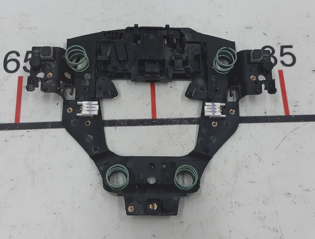 1 Кронштейн модуля управління подушки безпеки водія Tesla model X 2498692-CAV2