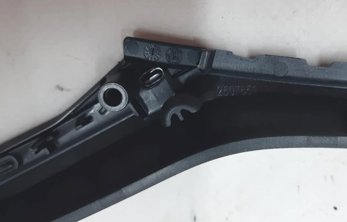 Корпус декоративный подушки безопасности водителя в сборе GRAY Tesla model S REST, model X 2507651-G