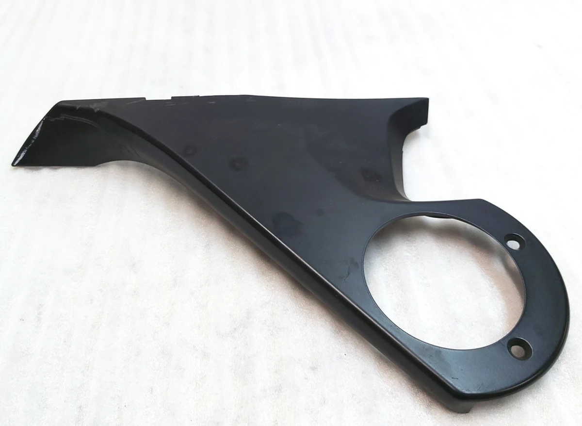 Upper right outer mirror bracket cover plate 2529.3001 BLACK with damage Tesla Model Y 1495587 1594111