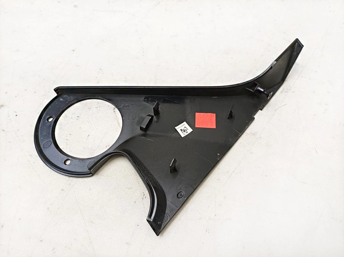 Upper right outer mirror bracket cover plate BLACK Tesla model Y 2529.3002