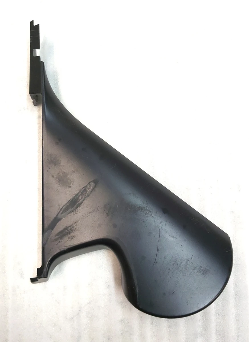 1 Накладка кронштейна зеркала наружного левого нижняя BLACK Tesla model Y 2529.3003