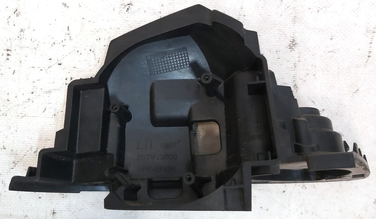 3 Корпус дзеркала зовнішнього лівого 2529.3009 Tesla Model Y 1594111-00