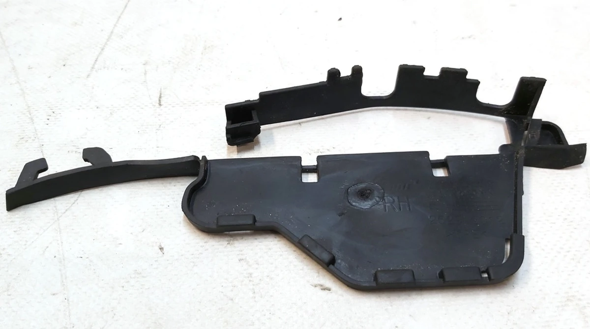 1 Ущільнювач дзеркала зовнішнього правого Tesla model Y 2529.3012