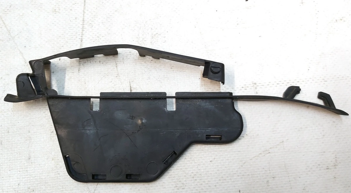 1 Ущільнювач дзеркала зовнішнього правого Tesla model Y 2529.3012