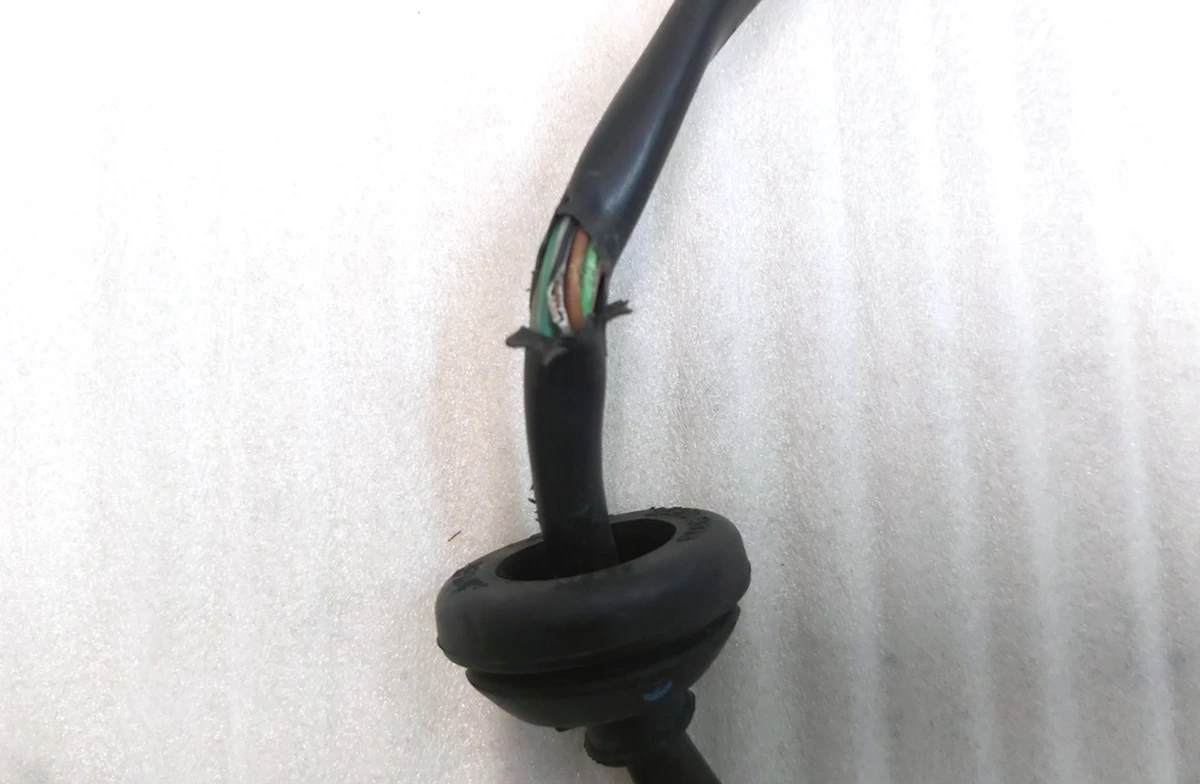 1 Электропроводка зеркала наружного левого PREMIUM Tesla model Y 2529.6001-F