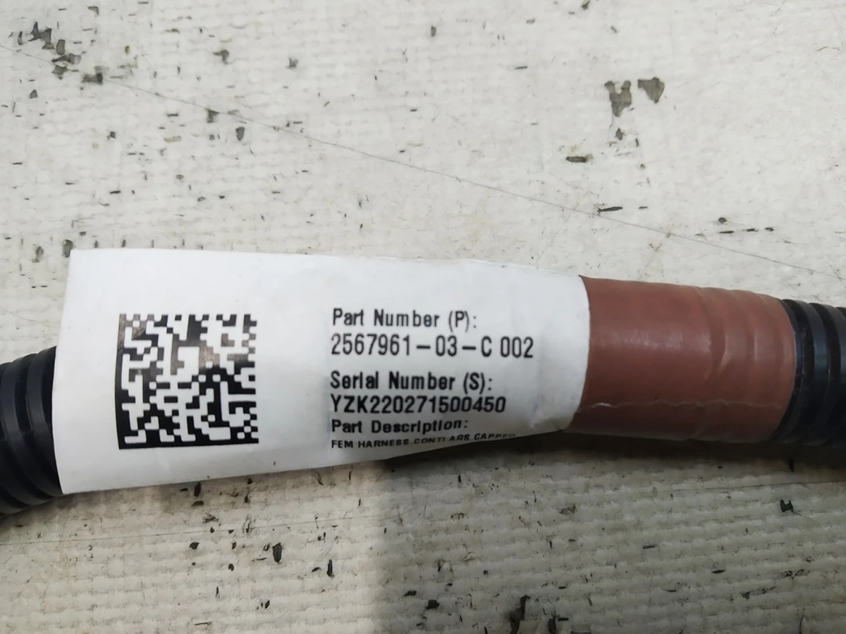 2 Електропроводка боксу переднього багажника (ванни) Tesla Model 3 2567961-03-C