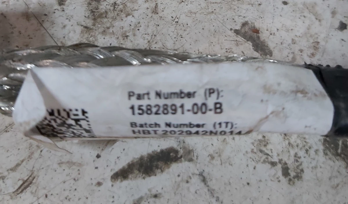 3 Электропроводка подкапотная RWD с косой заземленияTesla model 3 2567964-02-B