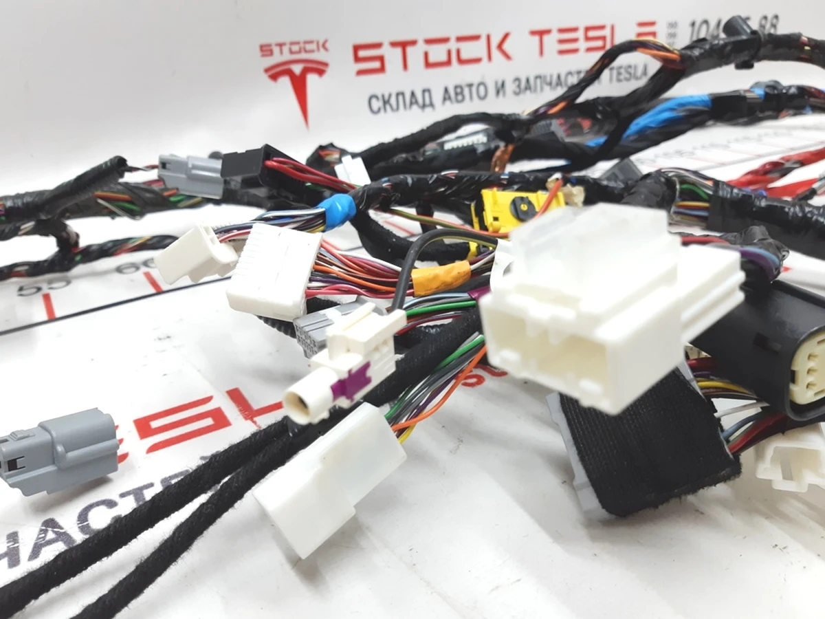 1 ASY,HRN,MDLS,BODY RT,TASC1 2 Tesla model S 3004417-00-A