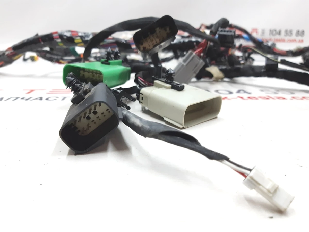 1 ASY,HRN,MDLS,BODY RT,TASC1 2 Tesla model S 3004417-00-A