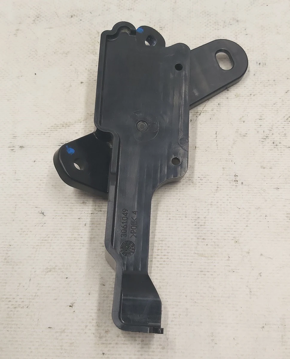 Кронштейн привода замка капота электрического открытия закрытия Tesla model 3, model Y 1500398-00-D