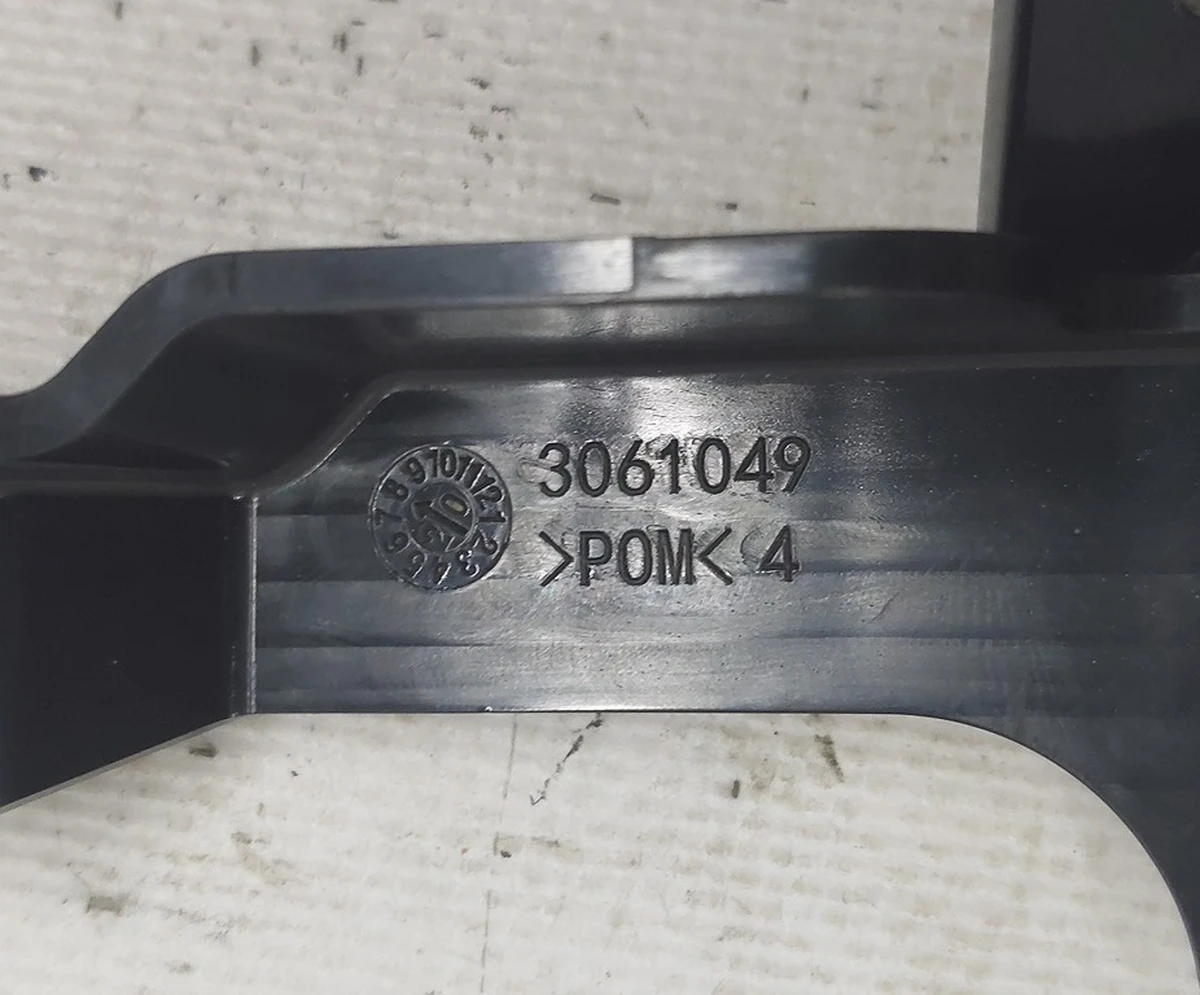 Кронштейн привода замка капота электрического открытия закрытия Tesla model 3, model Y 1500398-00-D