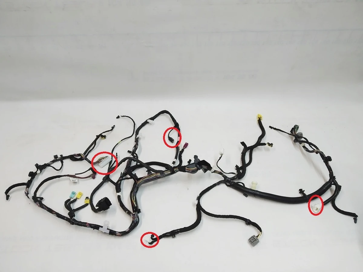 1 Электропроводка инструментальной панели (торпедо) RWD Tesla Model 3 3067960-00-B