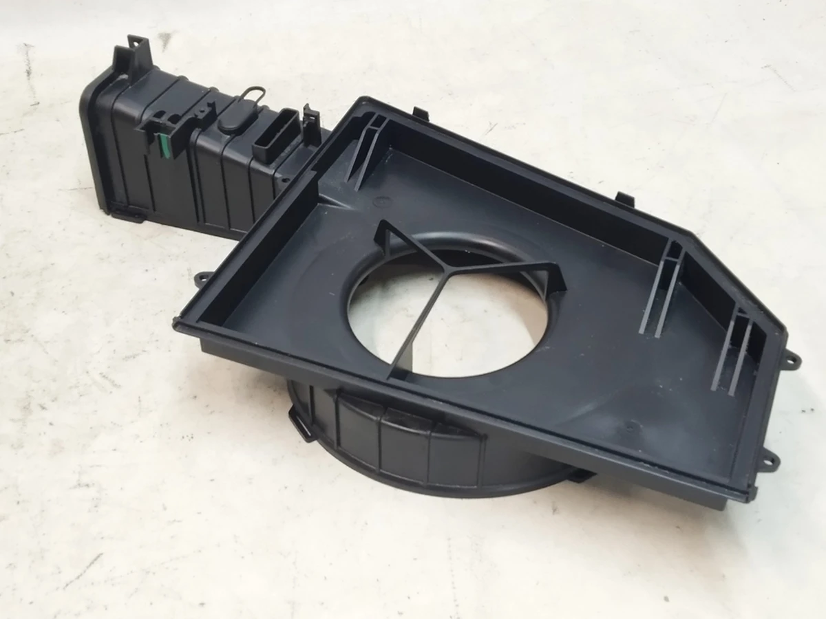 1 Улитка вентилятора печки (климатической установки) верх Tesla Model X 1116133-00-B