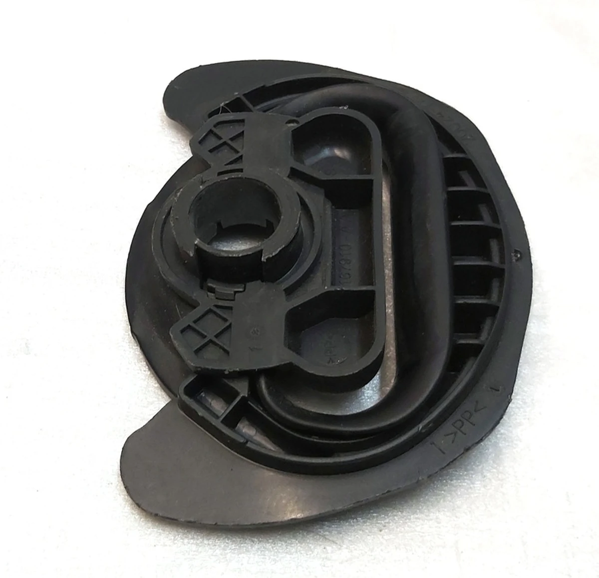 1 Направляюча стрічка ременя безпеки переднього (USA) Tesla model S, model S REST 1019468-1019469