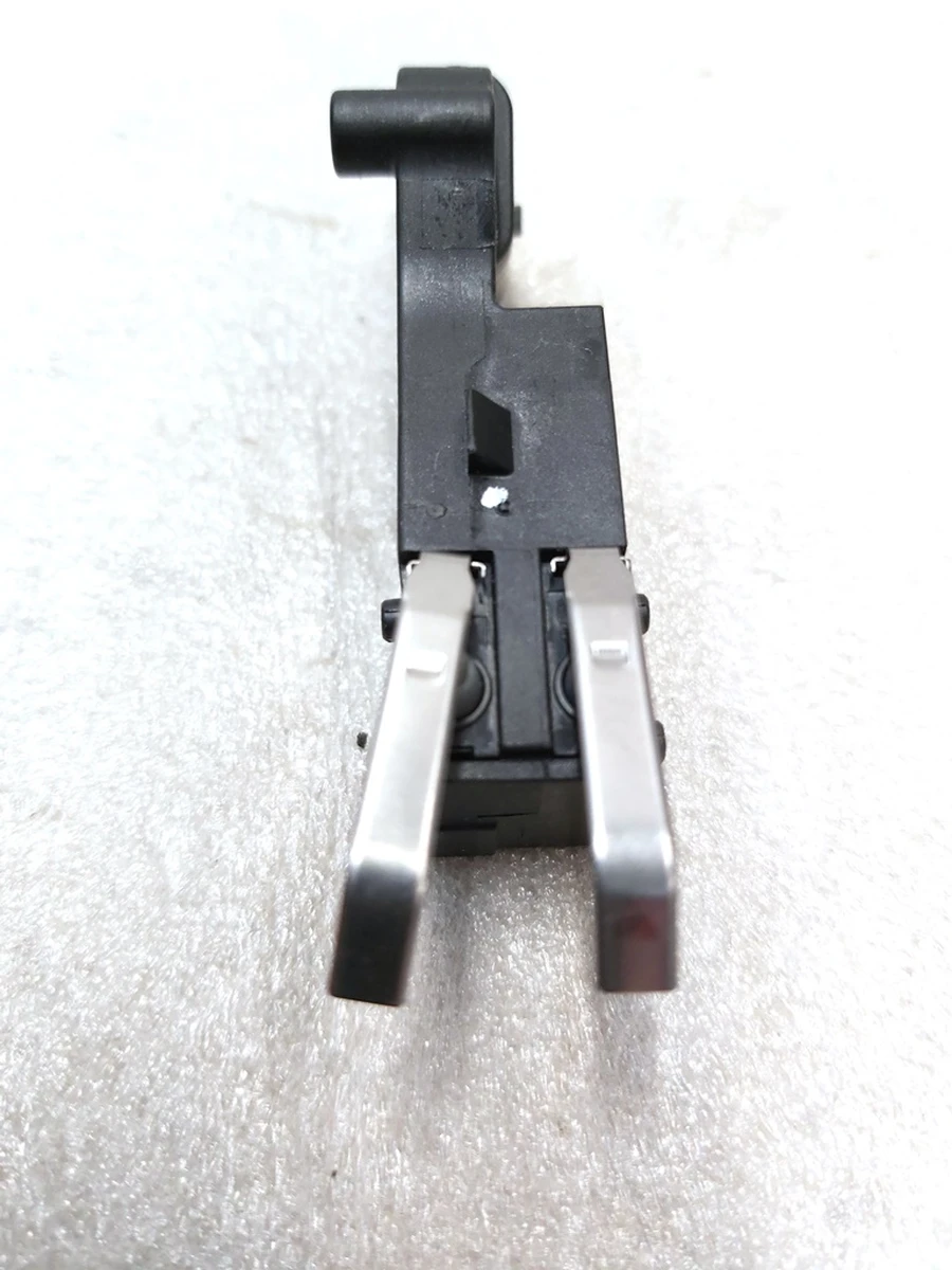 3 Датчик замка капота Tesla model X mar 2021, model 3, model 3 jan 2024, model Y 1500397-00-E