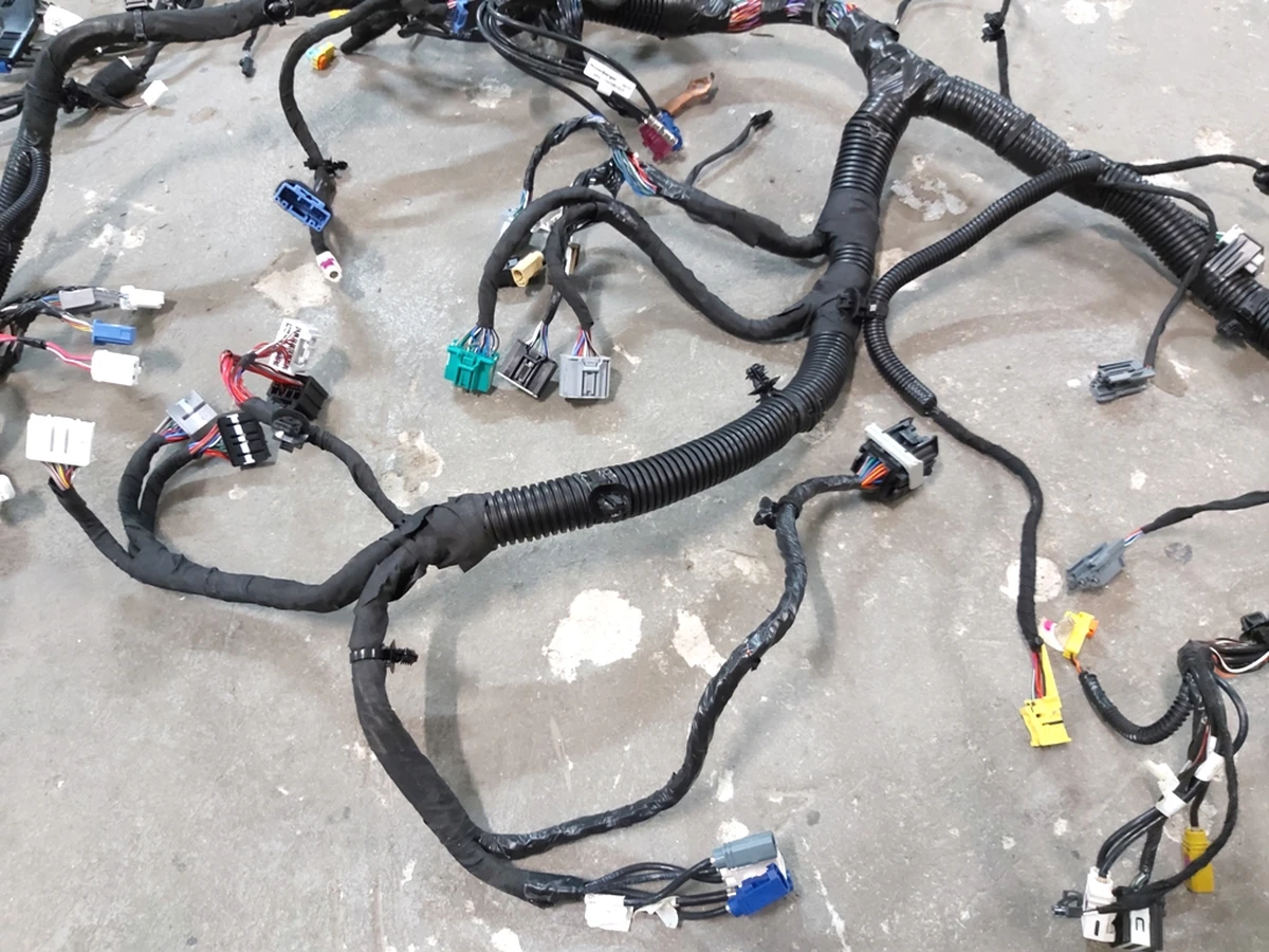 1 Assembly, Harness, MDLX, Left Hand Drive, Instrument panel, INFO1, PREM AUD Tesla Model X 3082436-00-A