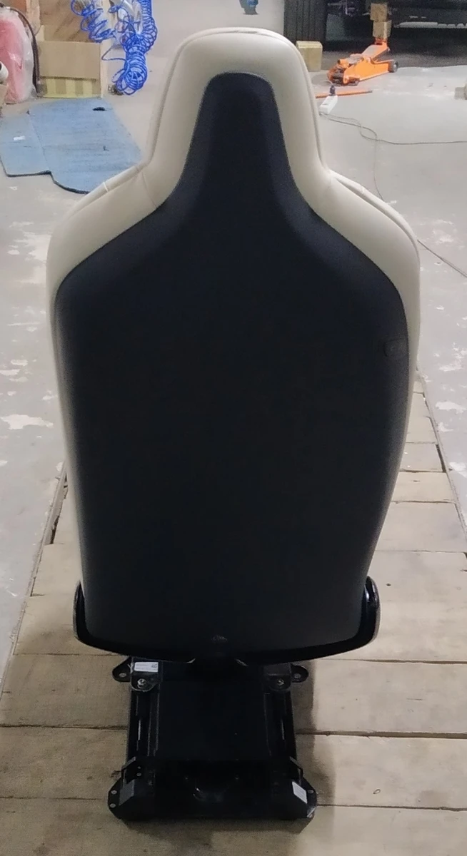 1 Seat of the 2nd row right PUR CRM with fur. per. (without control unit and airbag) (without power seat tilt) Tesla model X 3123608-03-A