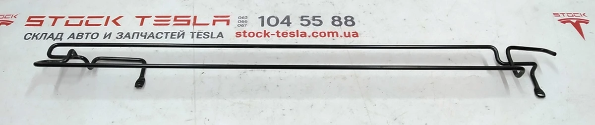 2 Кронштейн кріплення чохол-накладки нижньої спинки подвійного лівого сидіння 2-го ряду Tesla model X 3123713-03-A