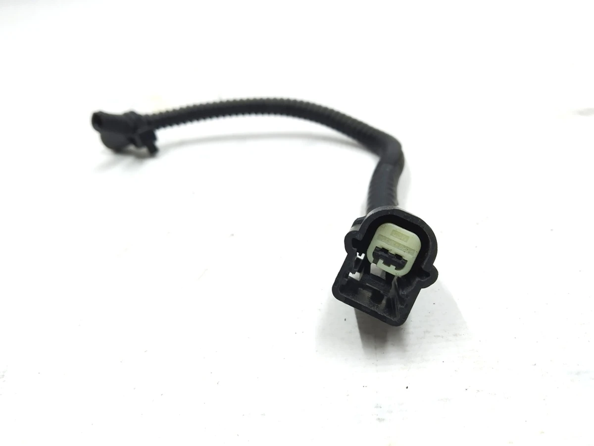 Роз'єм (фішка) датчика температури охолоджуючої рідини електропроводки передньої основної x517/518/2pin Tesla model X 2072447-00-A