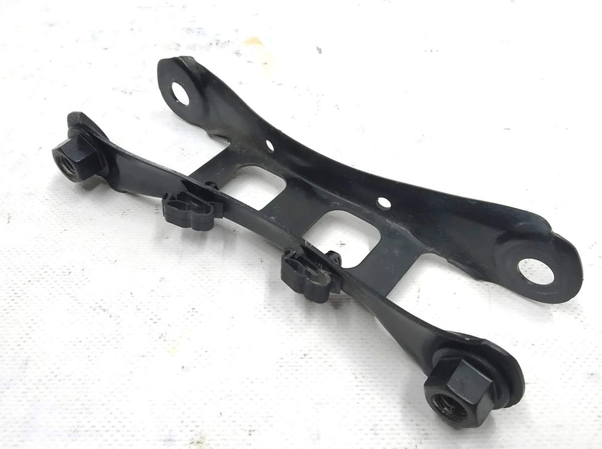 Left rear upper longitudinal arm assembly with screw nut and ABS sensor clips BMW i3 33306867881