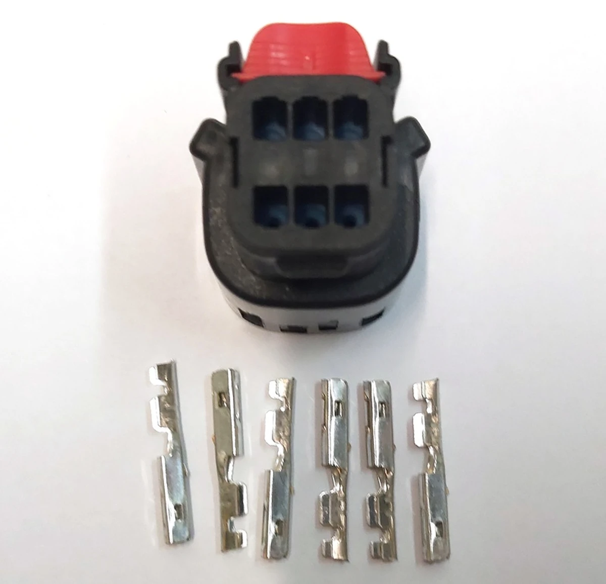 Connector (plug) for fog lights and rear outer lights x261/6pin Tesla Model S, Model S REST 1004420 1004421