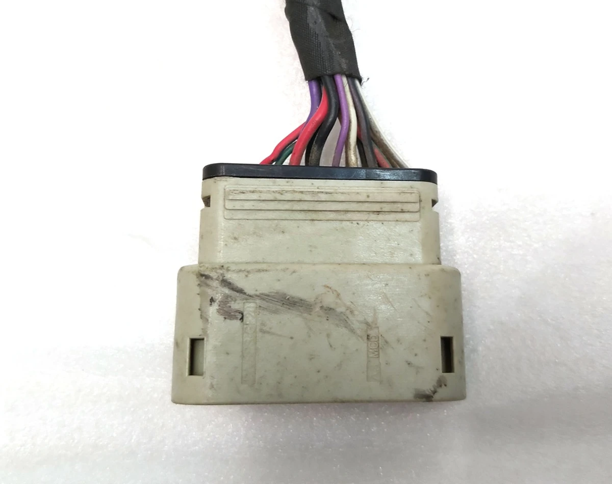 Engine compartment wiring connector (20pin) Tesla model S 1037524-00