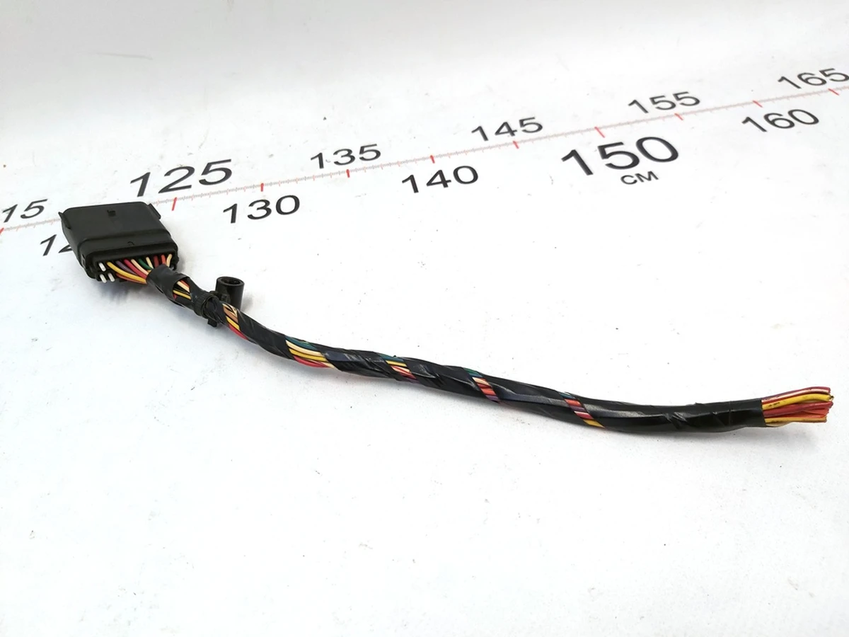 Роз'єм (фішка) проводки бампера переднього (20pin) тато Tesla Model S 1004420-03-J