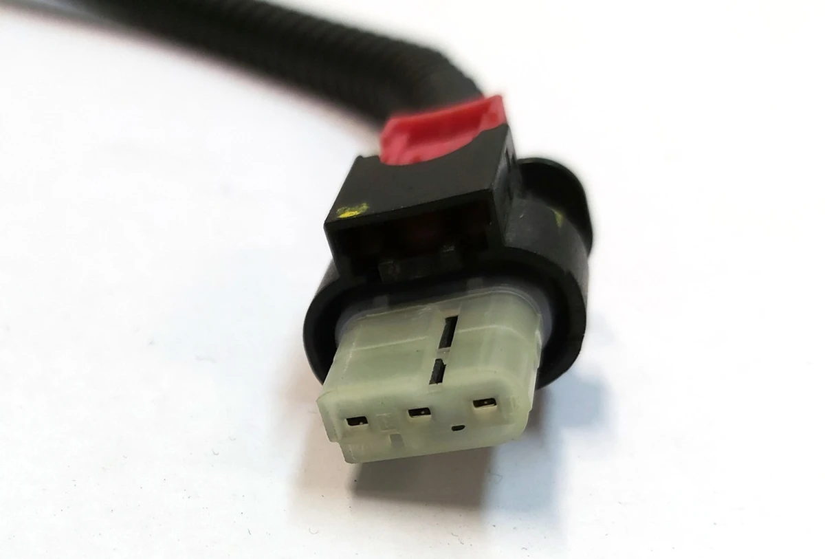 Роз'єм парктроніка 1127502 DELPHI 35126369-35126370 Tesla model 3, model Y 1489045-00-C