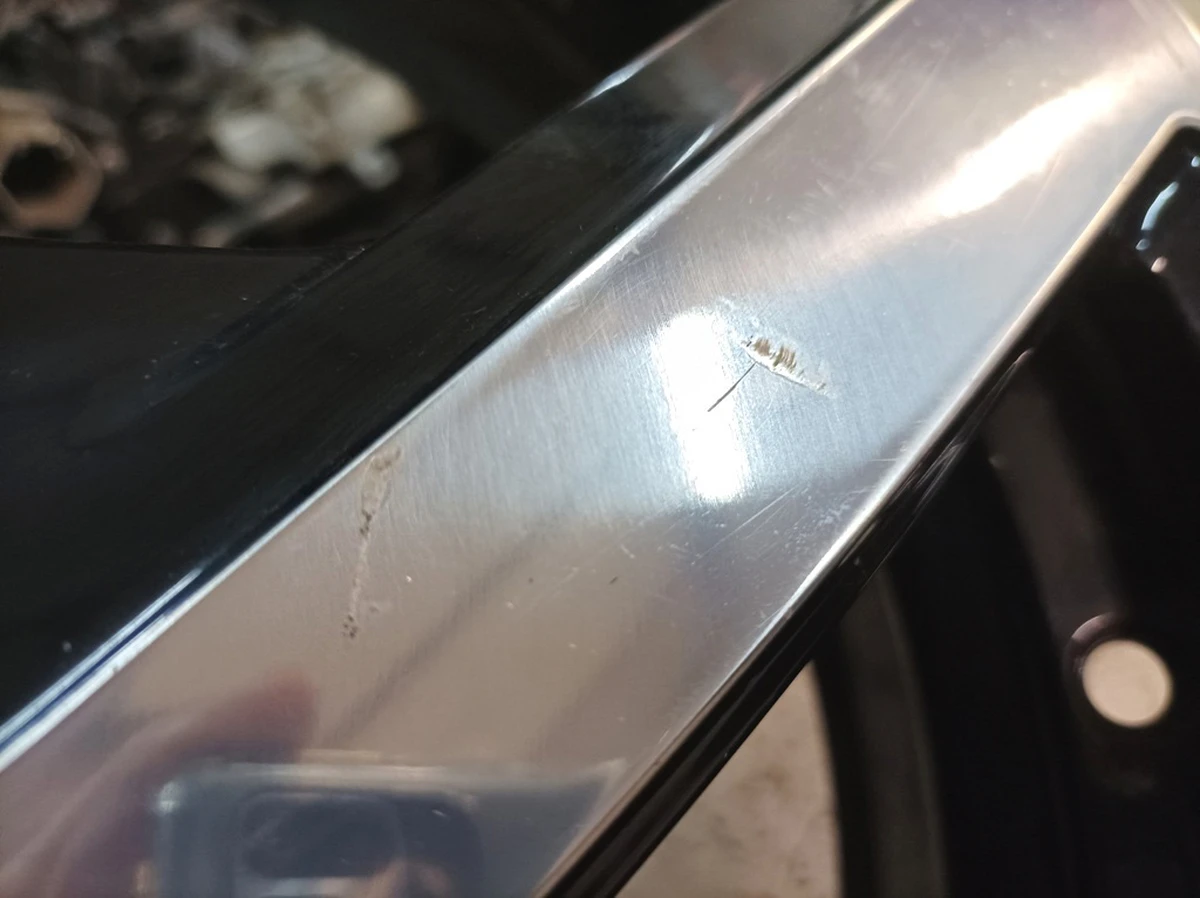 Light alloy wheel 5.5Jx19H2 IS53 with minor damage BMW I3 36116856895